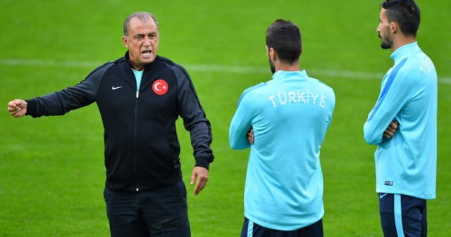 Şansal Büyüka, 'Burak Yılmaz ilk 11'de oynamayacak'