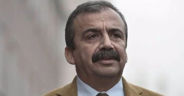 Sırrı Süreyya'dan 'Türkmendağı' provokasyonu