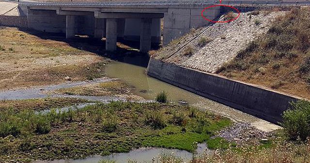 Teröristlerin köprüye tuzakladığı patlayıcı imha edildi