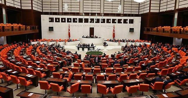 Üç partiden Alman Meclisinin kararına karşı ortak bildiri