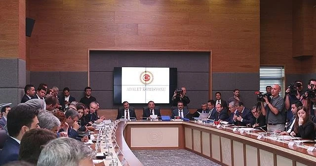 Yüksek yargıda düzenleme tasarısının 17 maddesi kabul edildi