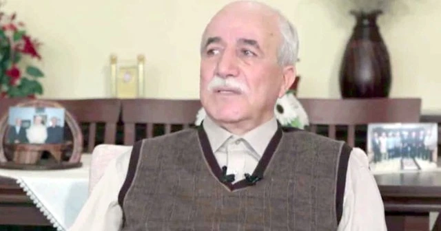 'Gülen’in köpeğiyim' diyen profesör çark etti