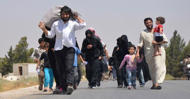 400 aile güvenli bölgelere kaçıyor