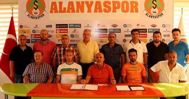 Alanyaspor&#039;da çifte transfer