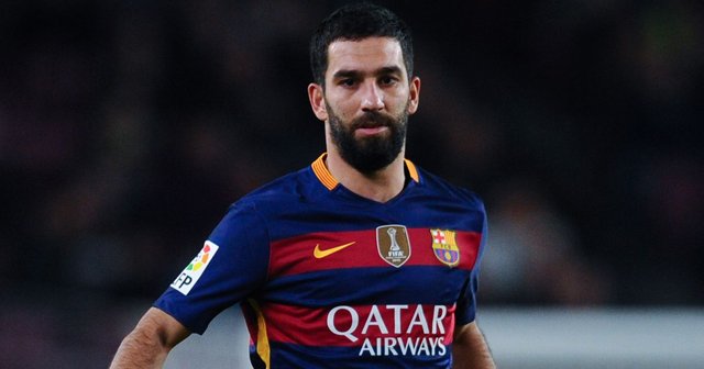 Alman devi Ardan Turan&#039;ı transfer ediyor