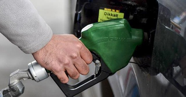 Benzine 6 kuruş zam geldi