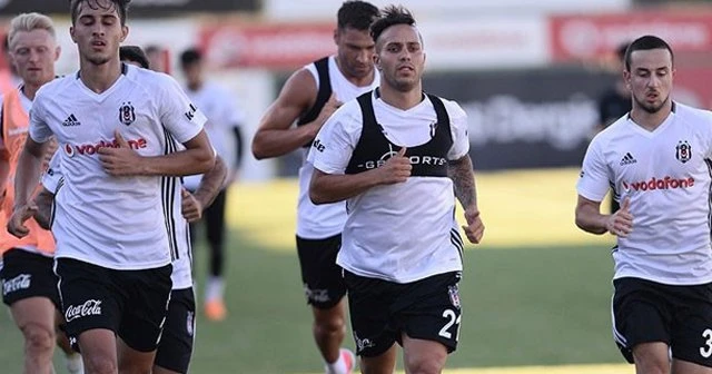Beşiktaş'ta sakatlık, yıldız futbolcu yere yığıldı