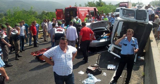 Bolu Dağı’ndaki kazada can pazarı yaşandı