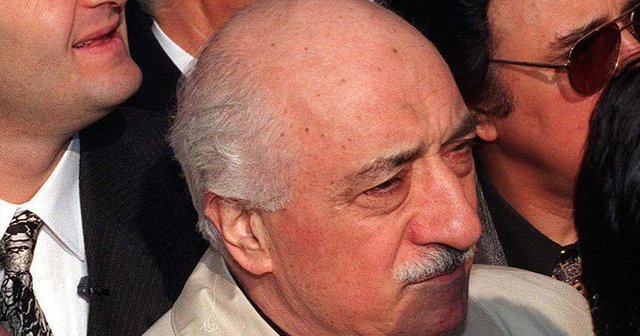 FETÖ elebaşı Gülen&#039;in emekli maaşı kesildi