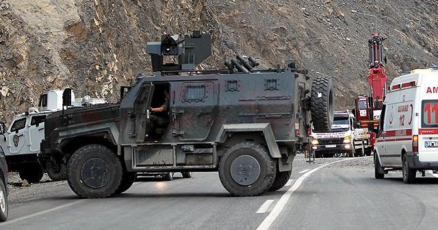 Hakkari&#039;den kötü haber geldi, 7 polis yaralı