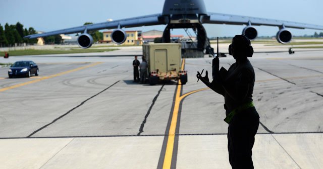 İncirlik&#039;e giriş çıkışlar yasaklandı