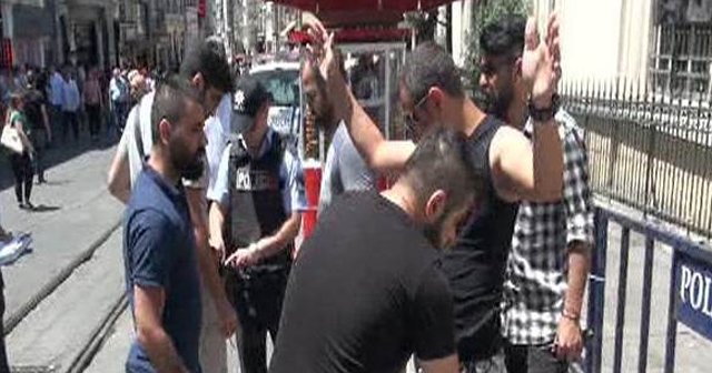 İstiklal Caddesi&#039;nde kuş uçurtulmuyor