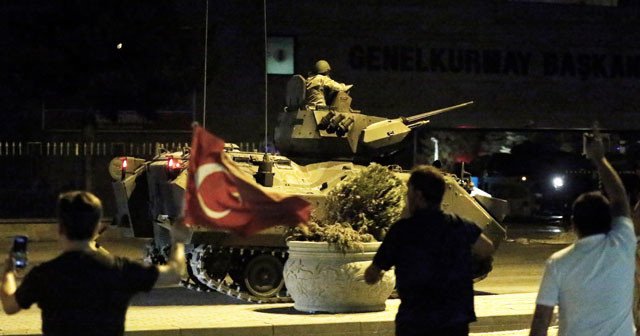 İzmir&#039;i tanklarla kuşatacaklardı