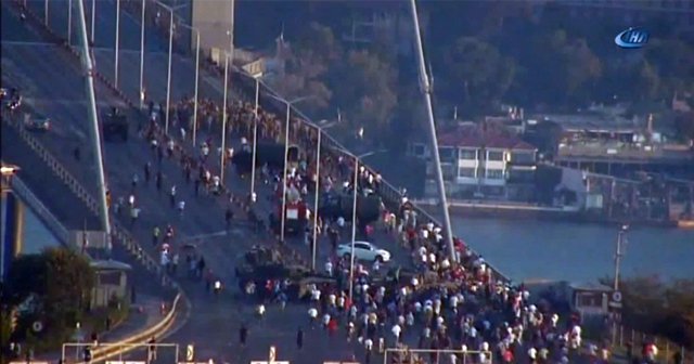 Kanlı girişimin İstanbul ayağı anbean görüntülendi