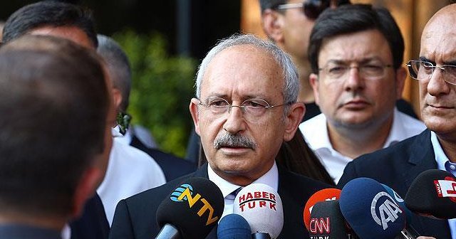 Kılıçdaroğlu darbe girişiminde yaralananları ziyaret etti