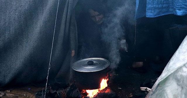 Letonya sığınmacılara günlük para yardımını artırdı