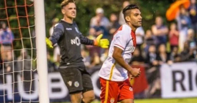 Monaco Zenit'e kaybetti