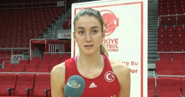 Olcay Çakır, 'Her şey bayrağımız için'