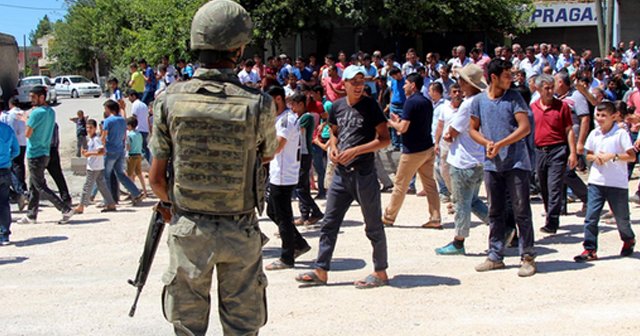 Pazar gününden beri devam eden gerginlik büyüdü