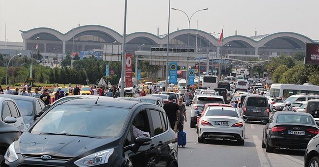 Sabiha Gökçen&#039;de havaya ateş açan askerler gözaltında