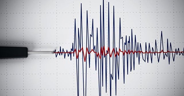 Van&#039;da 3.8 büyüklüğünde deprem