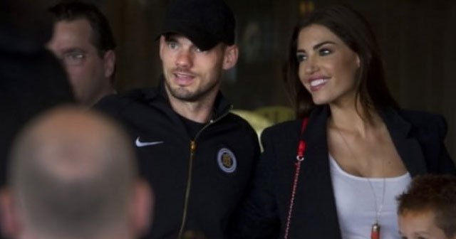 Yolanthe&#039;den FETÖ&#039;nün darbe girişimine tepki