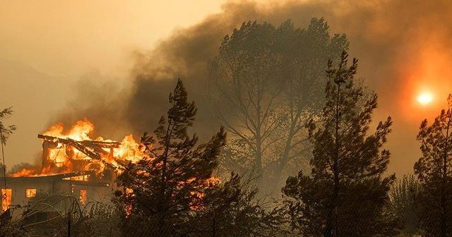 ABD&#039;nin Kaliforniya eyaletindeki yangın büyüyor