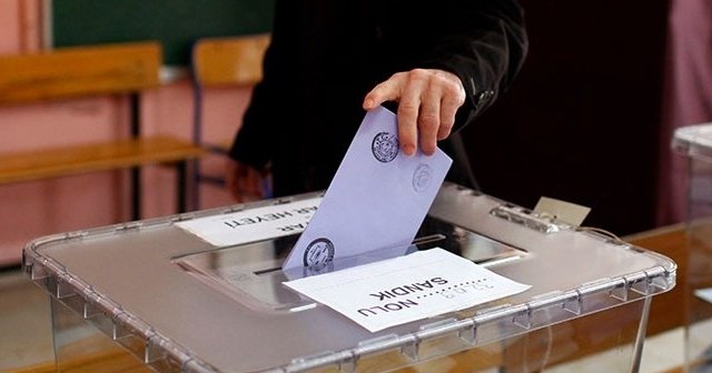 AK Parti 2019&#039;daki 3 seçimi yaymayı öneriyor