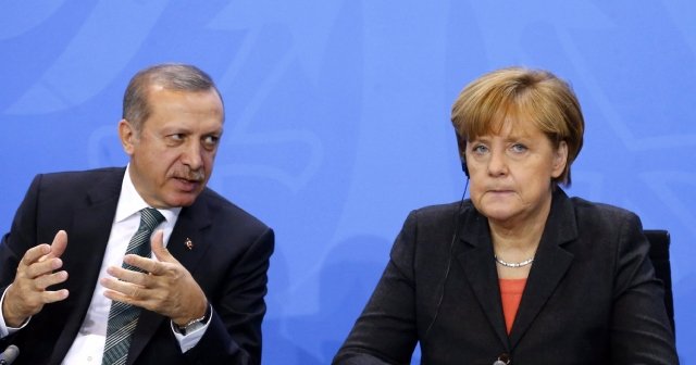 Alman gazeteciden Merkel&#039;e İstanbul çağrısı