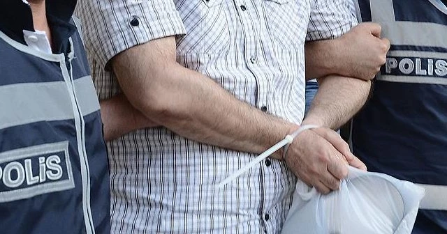 Ankara'da 22 askeri hakim tutuklandı