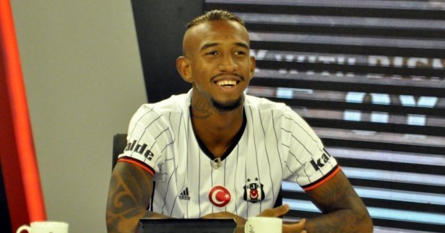 Beşiktaş Talisca&#039;yı resmen açıkladı