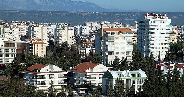 Bir banka daha faizleri düşürdü