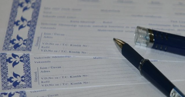 Çekte 15 milyar liralık karşılıksız işlem yapıldı