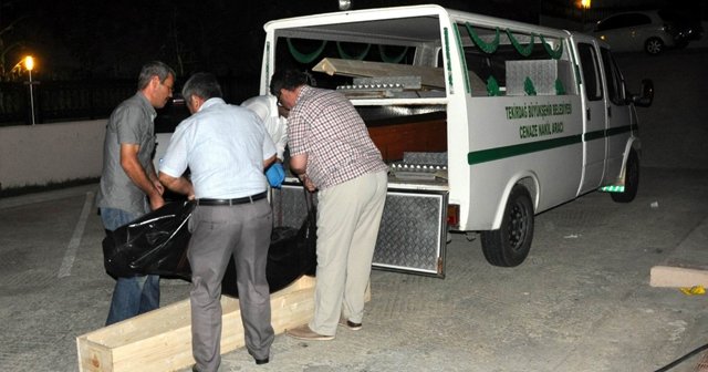 Cinnet getiren polis ailesine kurşun yağdırdı