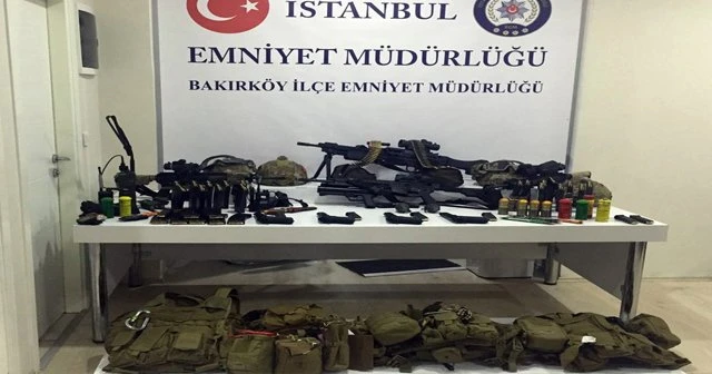Darbede kullanılan silahları kadınlar tuvaletine saklamışlar
