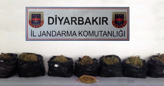 Diyarbakır’da jandarmadan uyuşturucu operasyonu