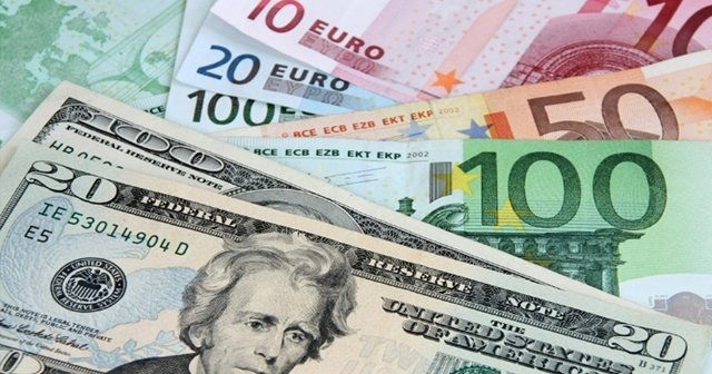 Dolar 2,9620 liradan güne başladı