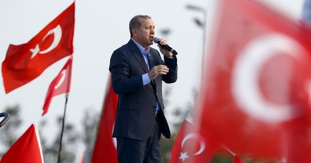 Erdoğan liderleri Yenikapı mitinge davet etti