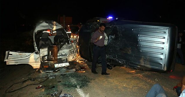 Erzurum&#039;da trafik kazası, 10 yaralı