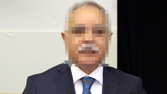 FETÖ CD’lerini kadınlar tuvaletine atmış