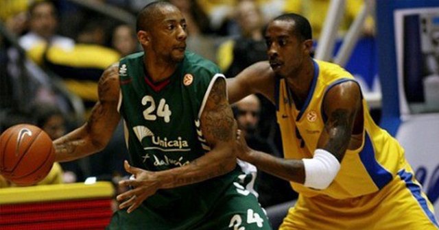 Gaziantep Basketbol’a 36’lık pivot