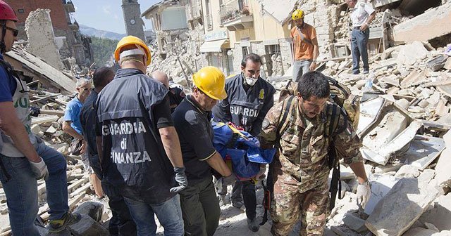İtalya’daki depremde ölü sayısı 267&#039;ye yükseldi