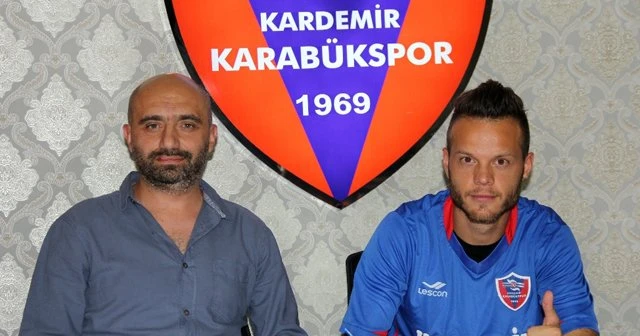 Karabükspor Lazarevic ile imzaladı