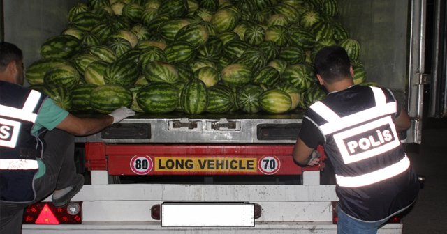 Karpuz yüklü TIR’da 400 kilo esrar