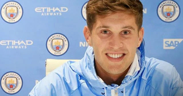 Manchester City, genç yıldızı kadrosuna kattı