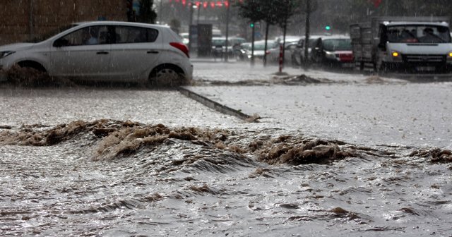 Meteoroloji’den sel ve baskın uyarısı