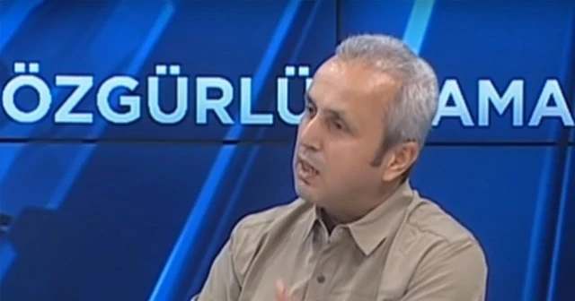 Millet bu sözde profesöre tükürdüğünü yalattı