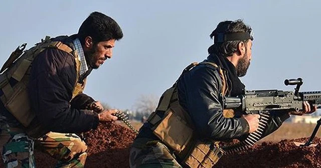 Muhalifler Çobanbey'i DAEŞ'ten geri aldı