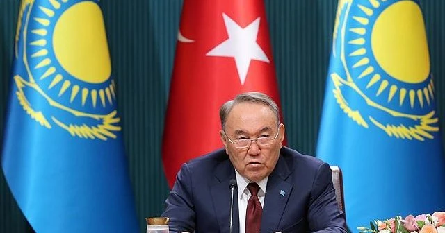 Nazarbayev'den kritik Türkiye hamlesi