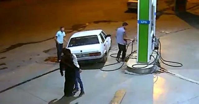 Önce gasp ettiler, sonra kucaklaştılar